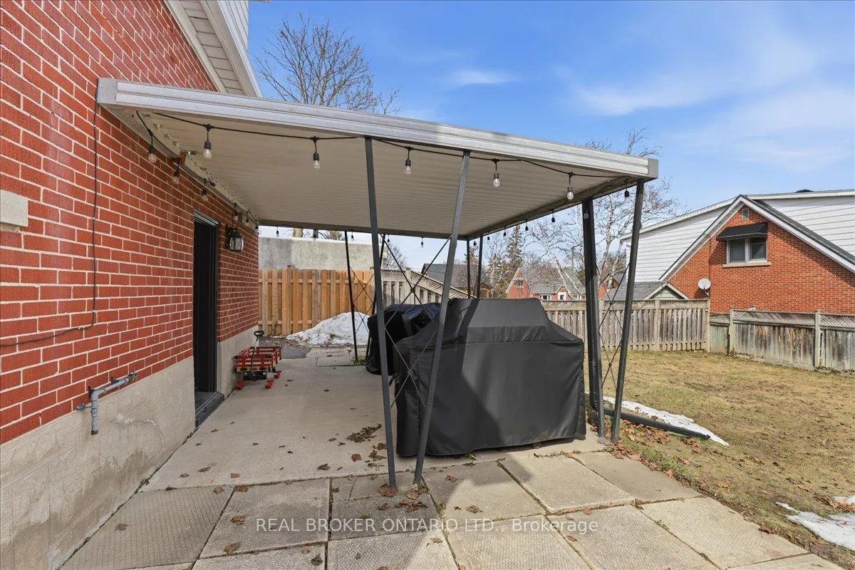 Photo 28 of 652 Weber Street E, Kitchener — HOMEH