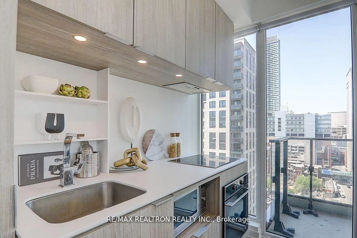 Photo 13 of Unit 2213, 77 Shuter St Street E, Toronto, Church-Yonge Corridor — HOMEH