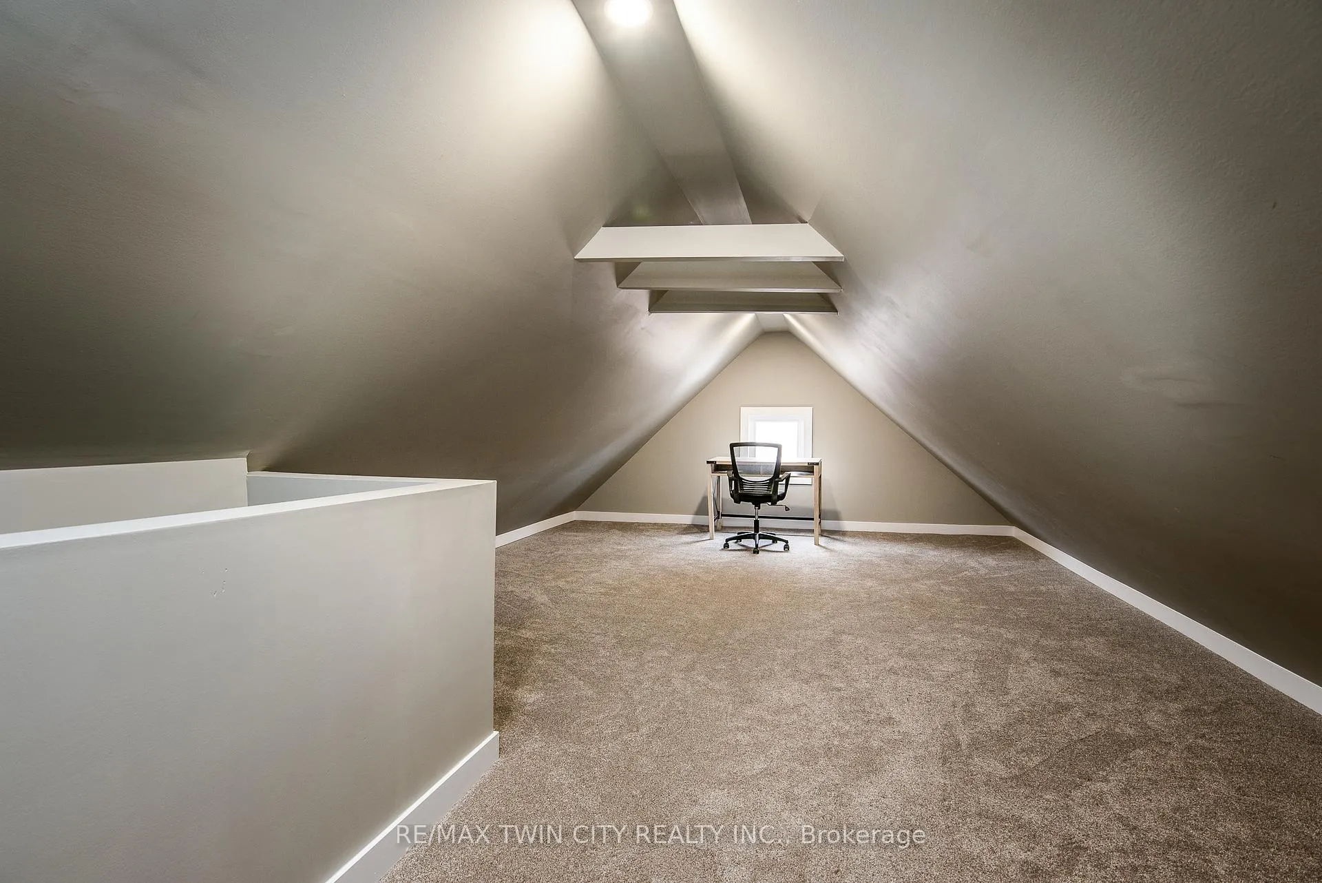 Photo 34 of 15 Herlan Avenue, Kitchener — HOMEH