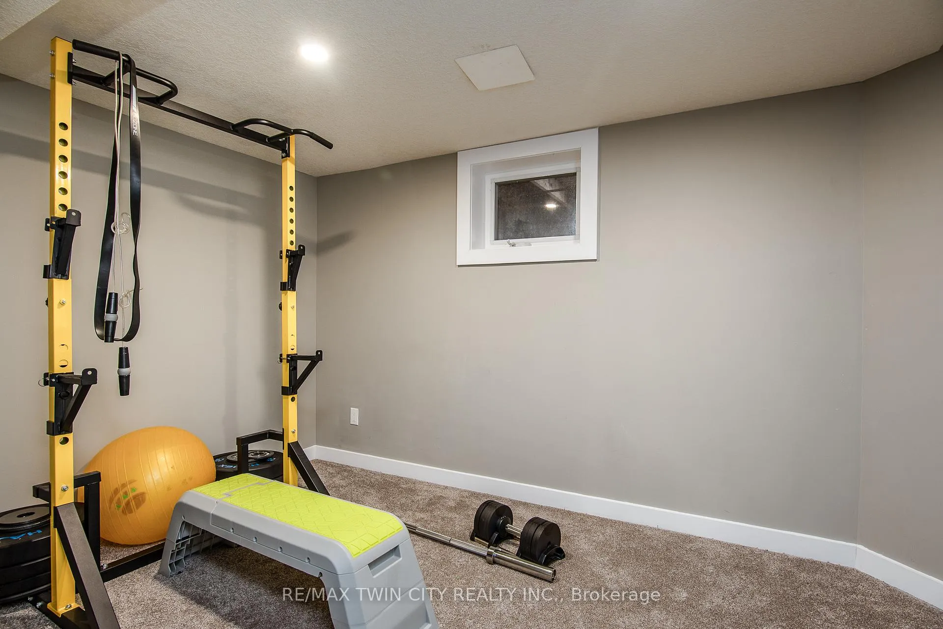 Photo 49 of 15 Herlan Avenue, Kitchener — HOMEH