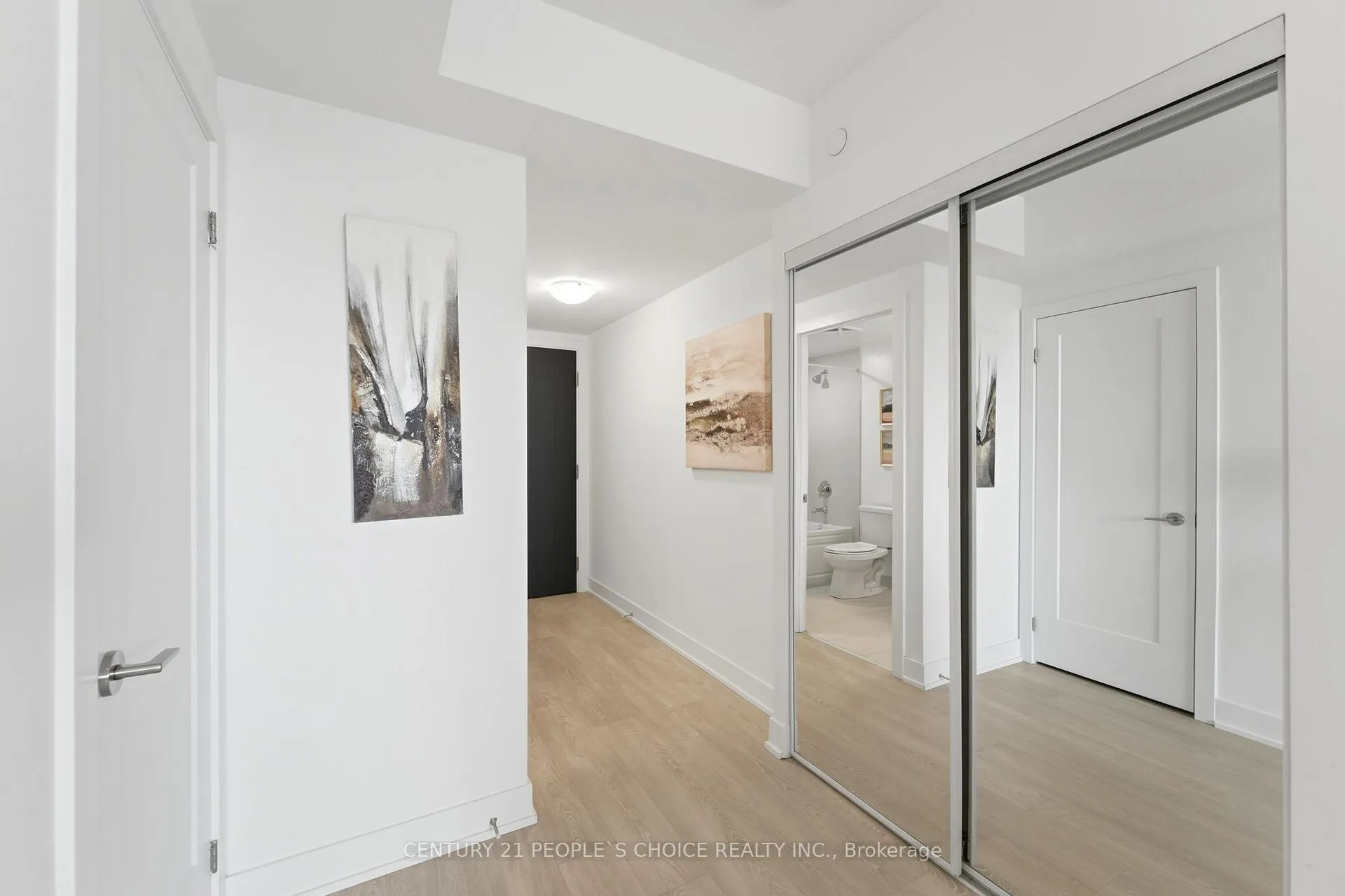 Photo 8 of Unit 515, 2545 Simcoe Street N, Oshawa, Windfields — HOMEH