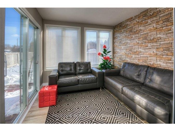 Photo 11 of 263 Bankside Drive, Kitchener — HOMEH