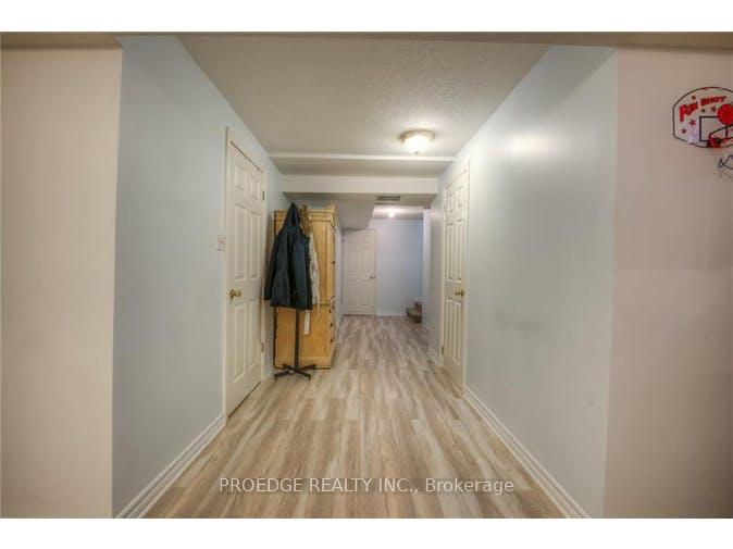 Photo 20 of 263 Bankside Drive, Kitchener — HOMEH