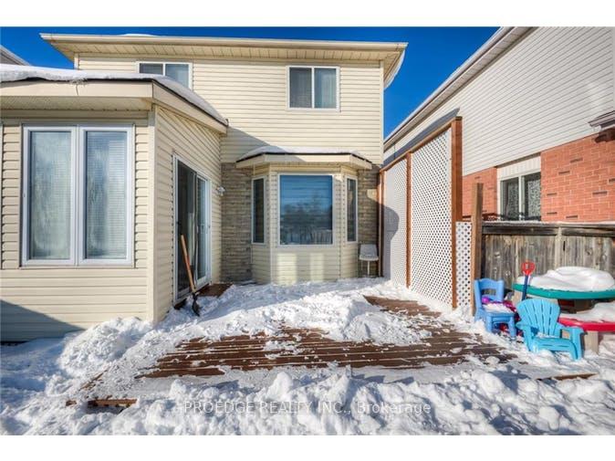 Photo 24 of 263 Bankside Drive, Kitchener — HOMEH