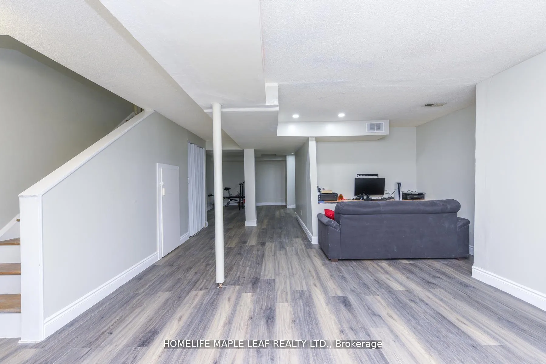Photo 20 of 100 Alaskan Summit Court W, Brampton, Sandringham-Wellington — HOMEH