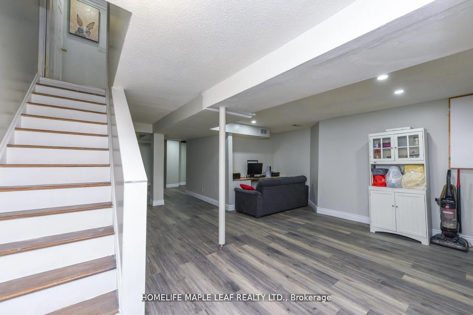 Photo 37 of 100 Alaskan Summit Court W, Brampton, Sandringham-Wellington — HOMEH
