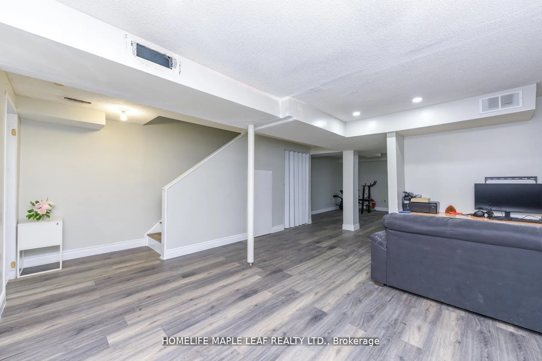 Photo 43 of 100 Alaskan Summit Court W, Brampton, Sandringham-Wellington — HOMEH