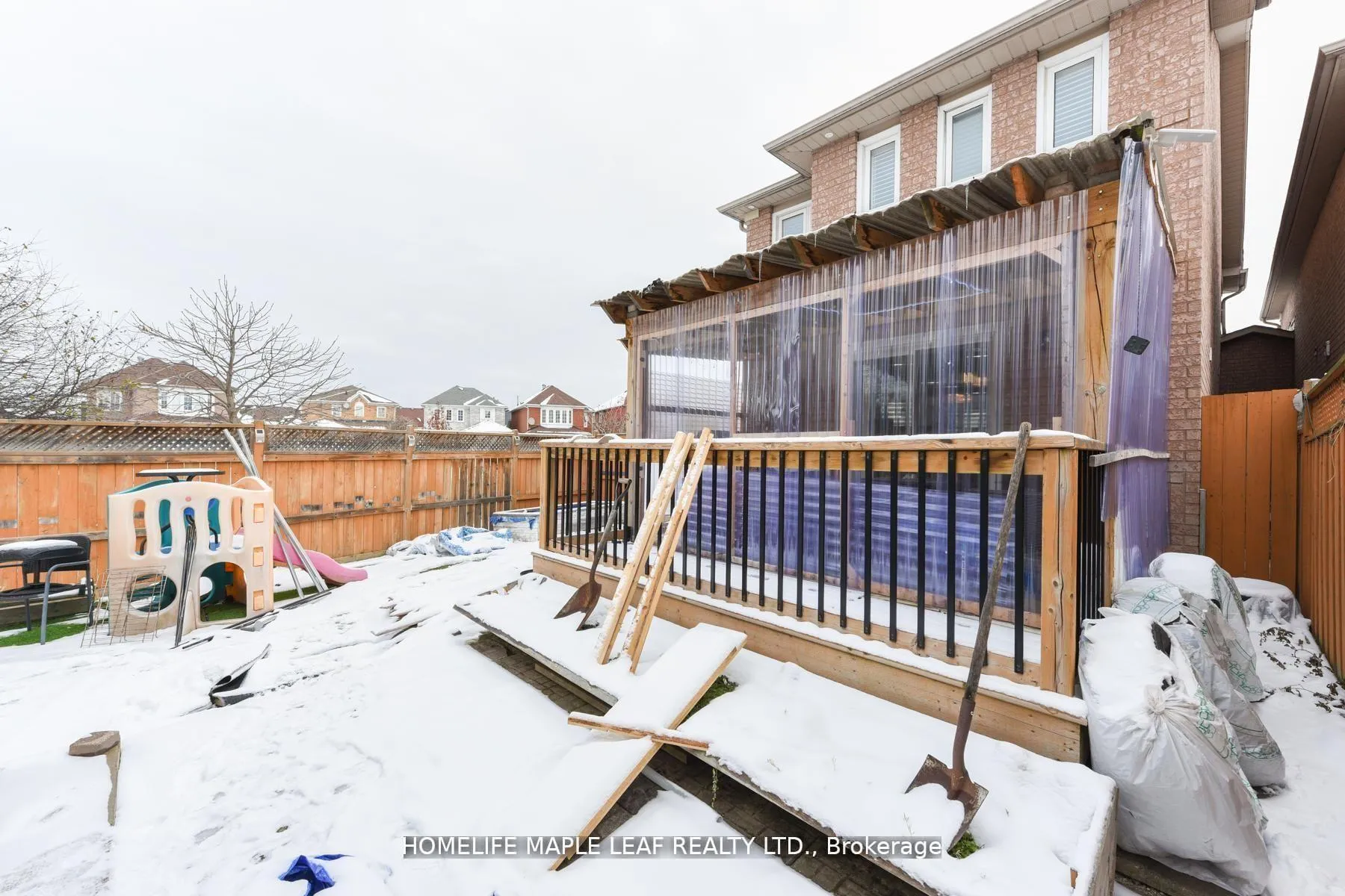 Photo 45 of 100 Alaskan Summit Court W, Brampton, Sandringham-Wellington — HOMEH