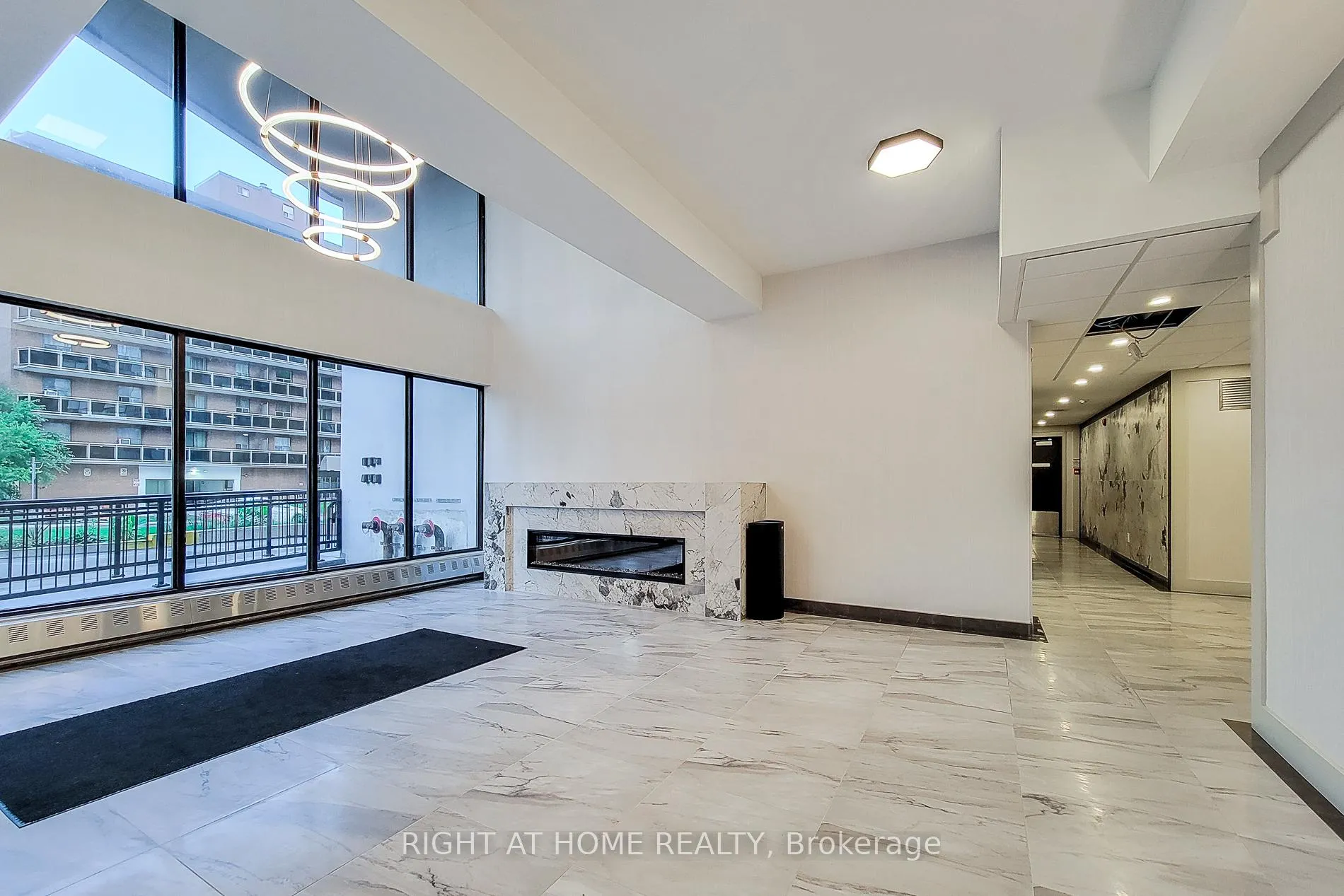 Photo 10 of Unit 601, 150 Charlton Avenue E, Hamilton, Corktown — HOMEH