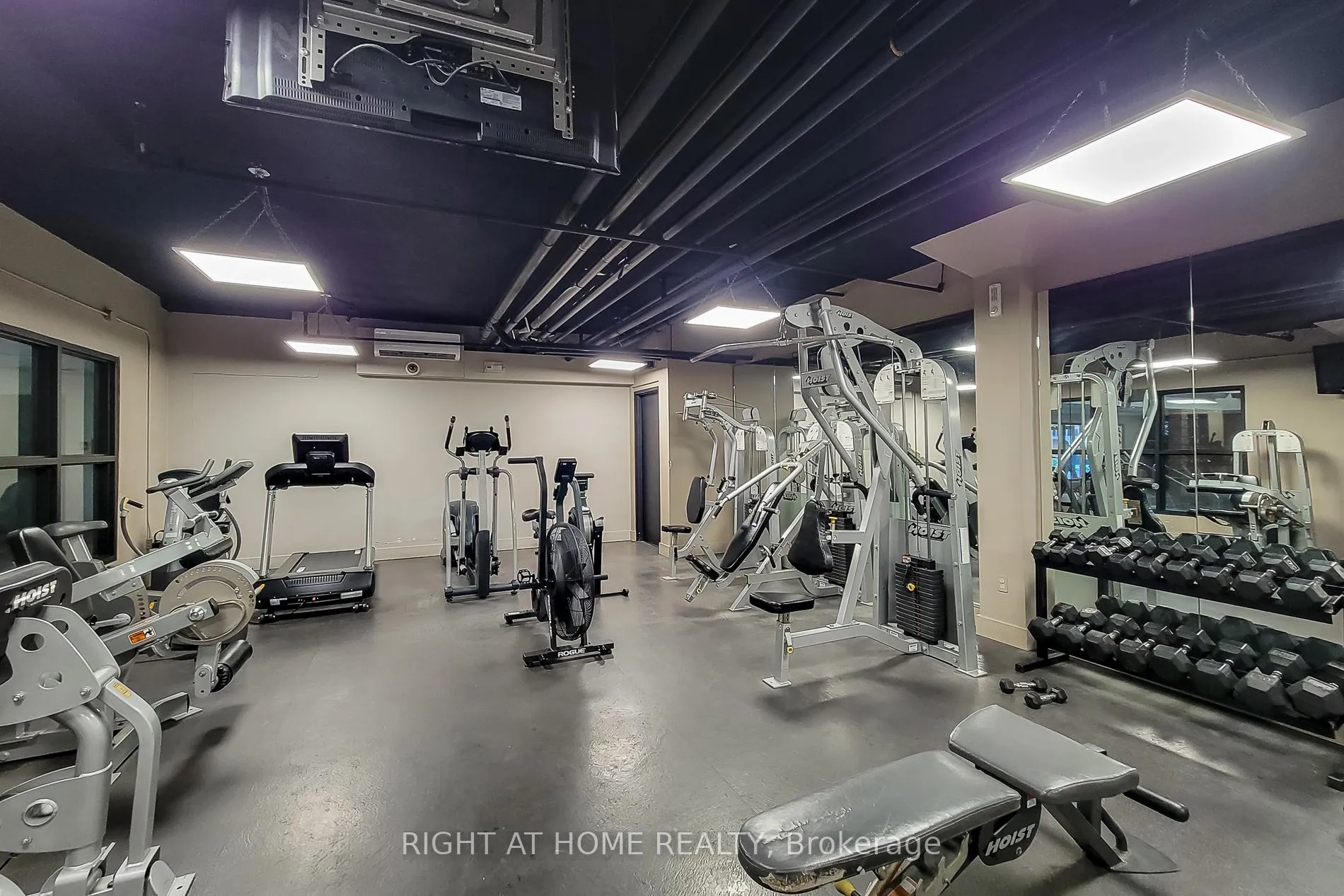 Photo 13 of Unit 601, 150 Charlton Avenue E, Hamilton, Corktown — HOMEH