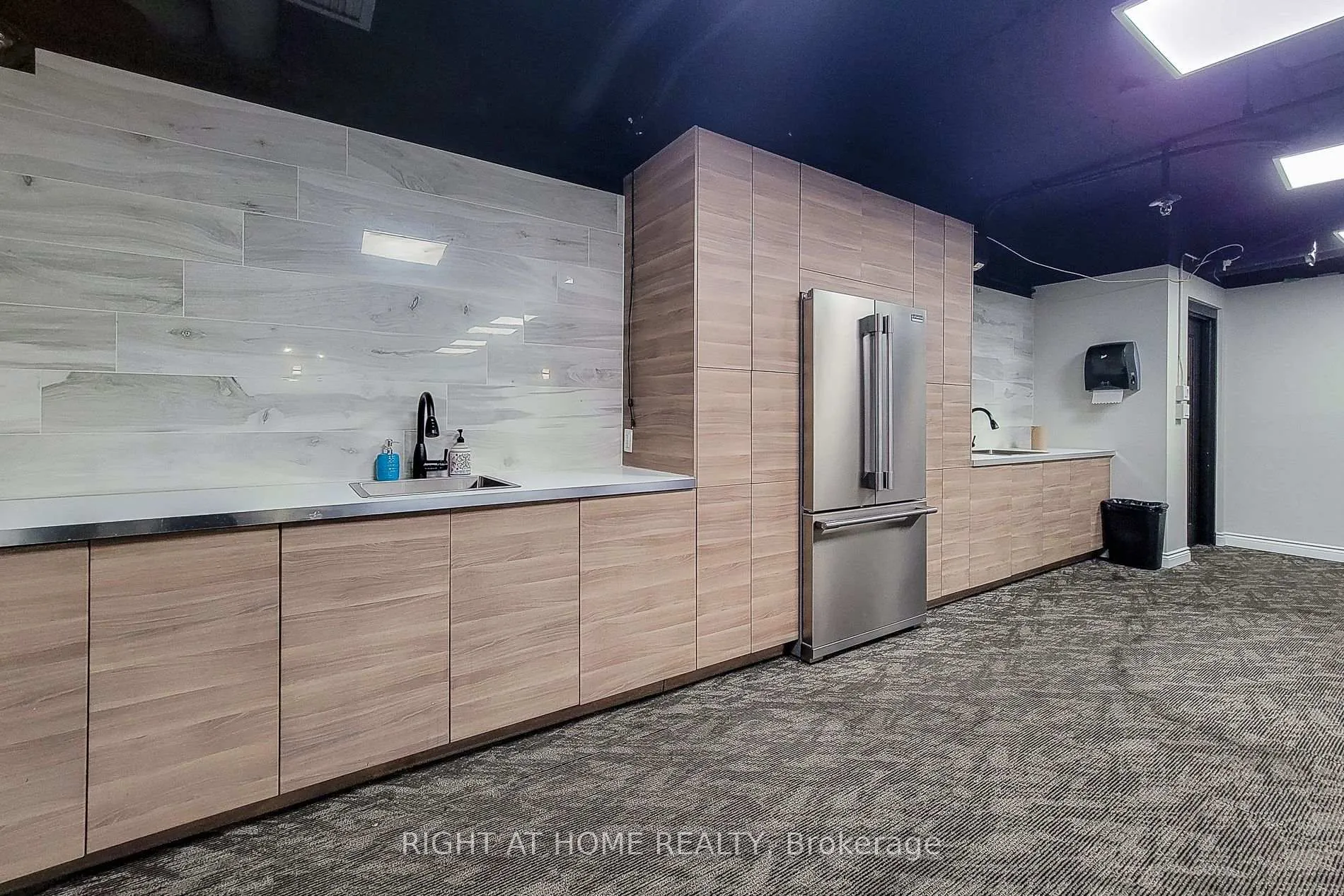 Photo 16 of Unit 601, 150 Charlton Avenue E, Hamilton, Corktown — HOMEH