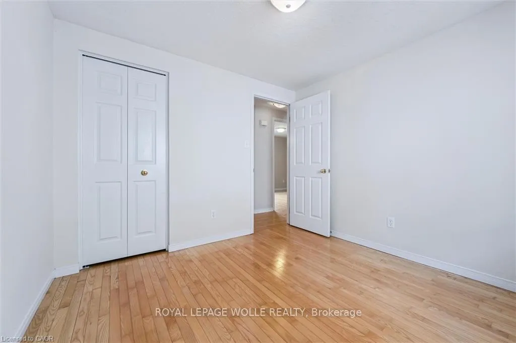 Photo 16 of 535 Blue Beech Boulevard, Waterloo, Columbia Forest — HOMEH