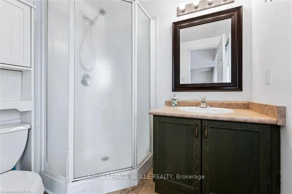 Photo 23 of 535 Blue Beech Boulevard, Waterloo, Columbia Forest — HOMEH