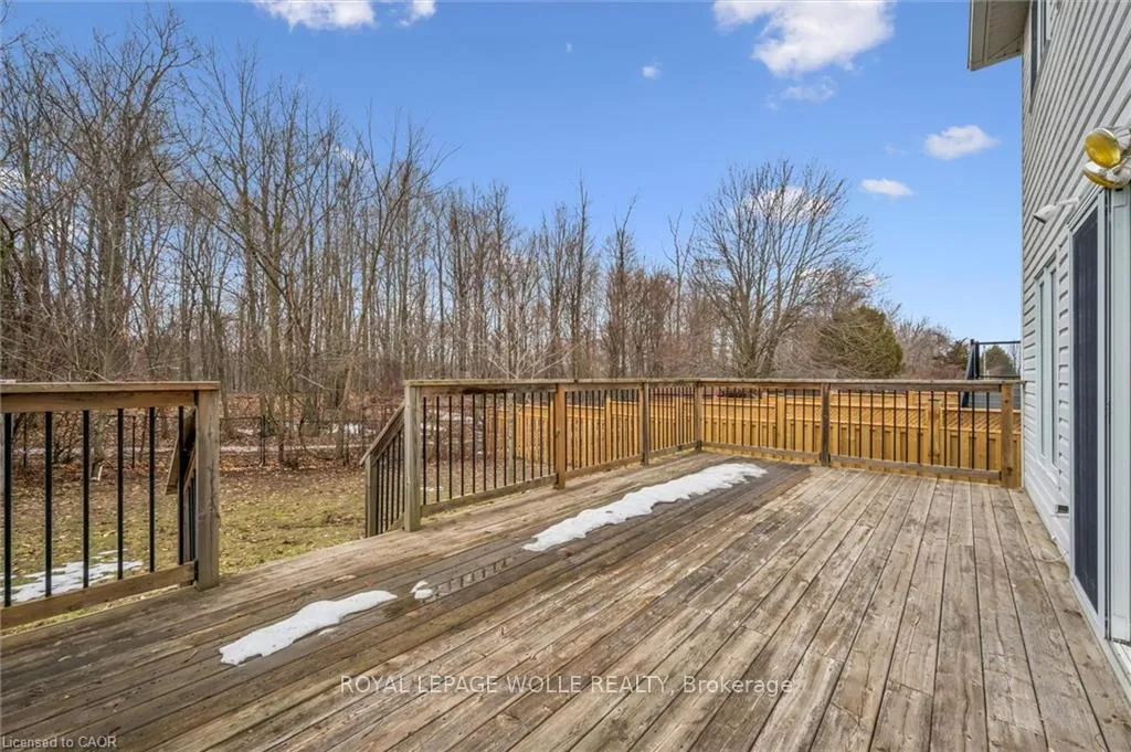 Photo 24 of 535 Blue Beech Boulevard, Waterloo, Columbia Forest — HOMEH