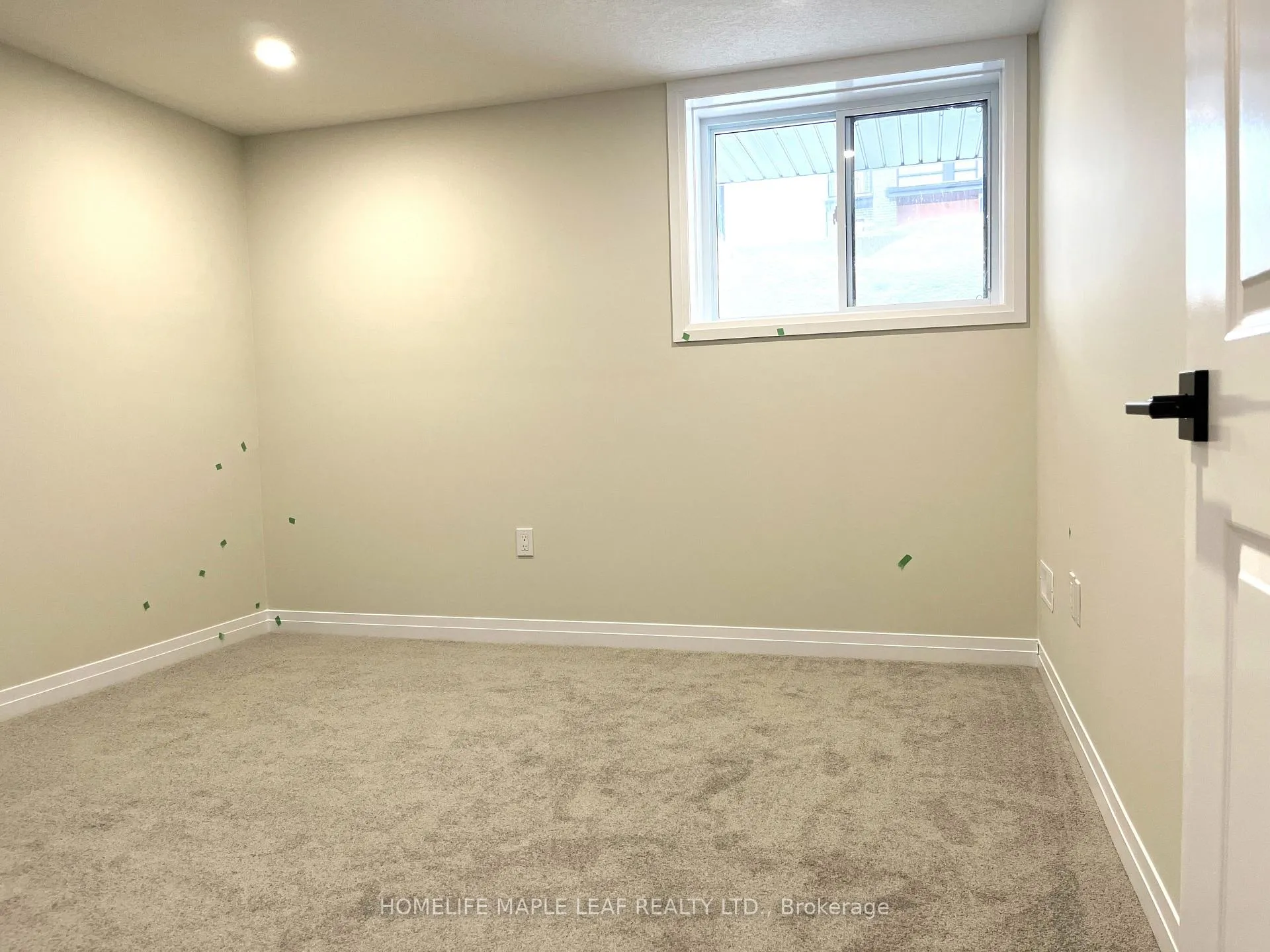 Photo 8 of Unit C060, 525 Erinbrook Drive, Kitchener — HOMEH