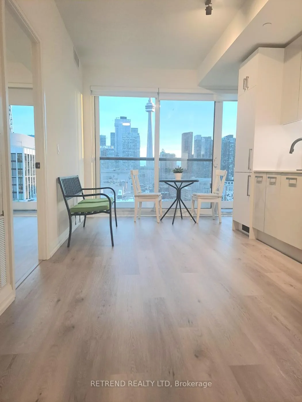 Photo 7 of Unit 1607, 280 Dundas Street, Toronto, Kensington-Chinatown — HOMEH