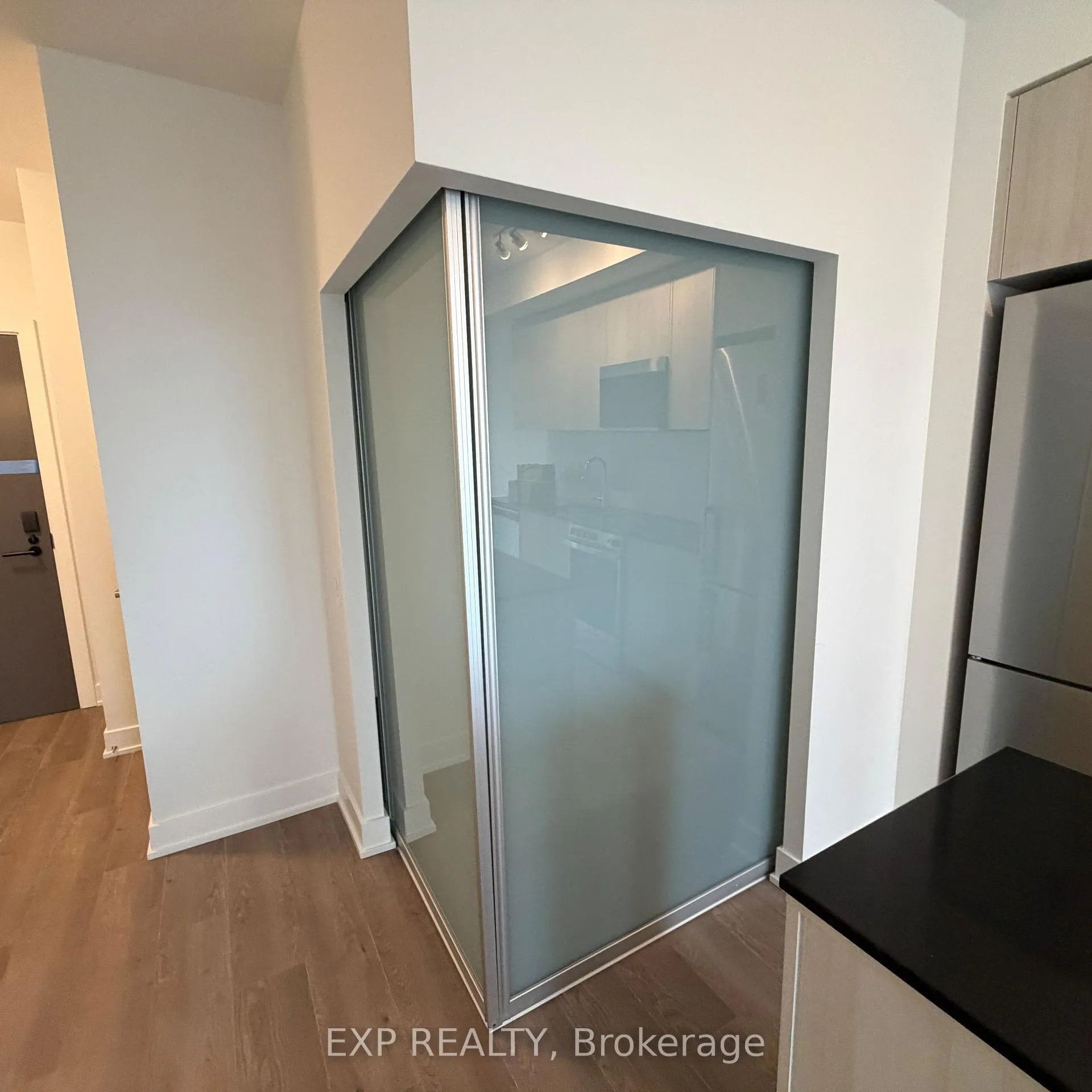 Photo 11 of Unit 409, 2088 James Street, Burlington, Brant — HOMEH