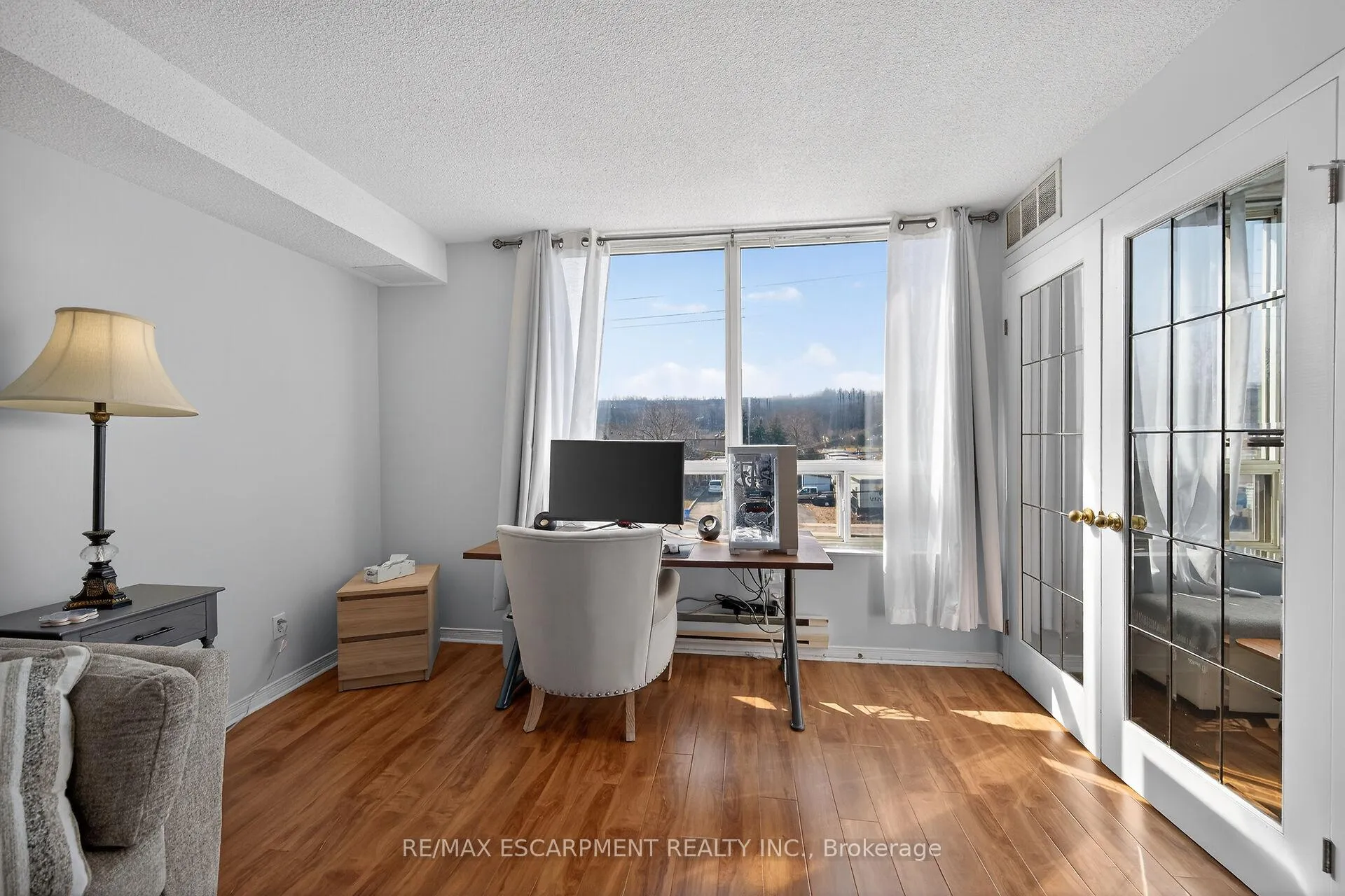 Photo 14 of Unit 301, 495 Highway 8, Hamilton, Stoney Creek — HOMEH