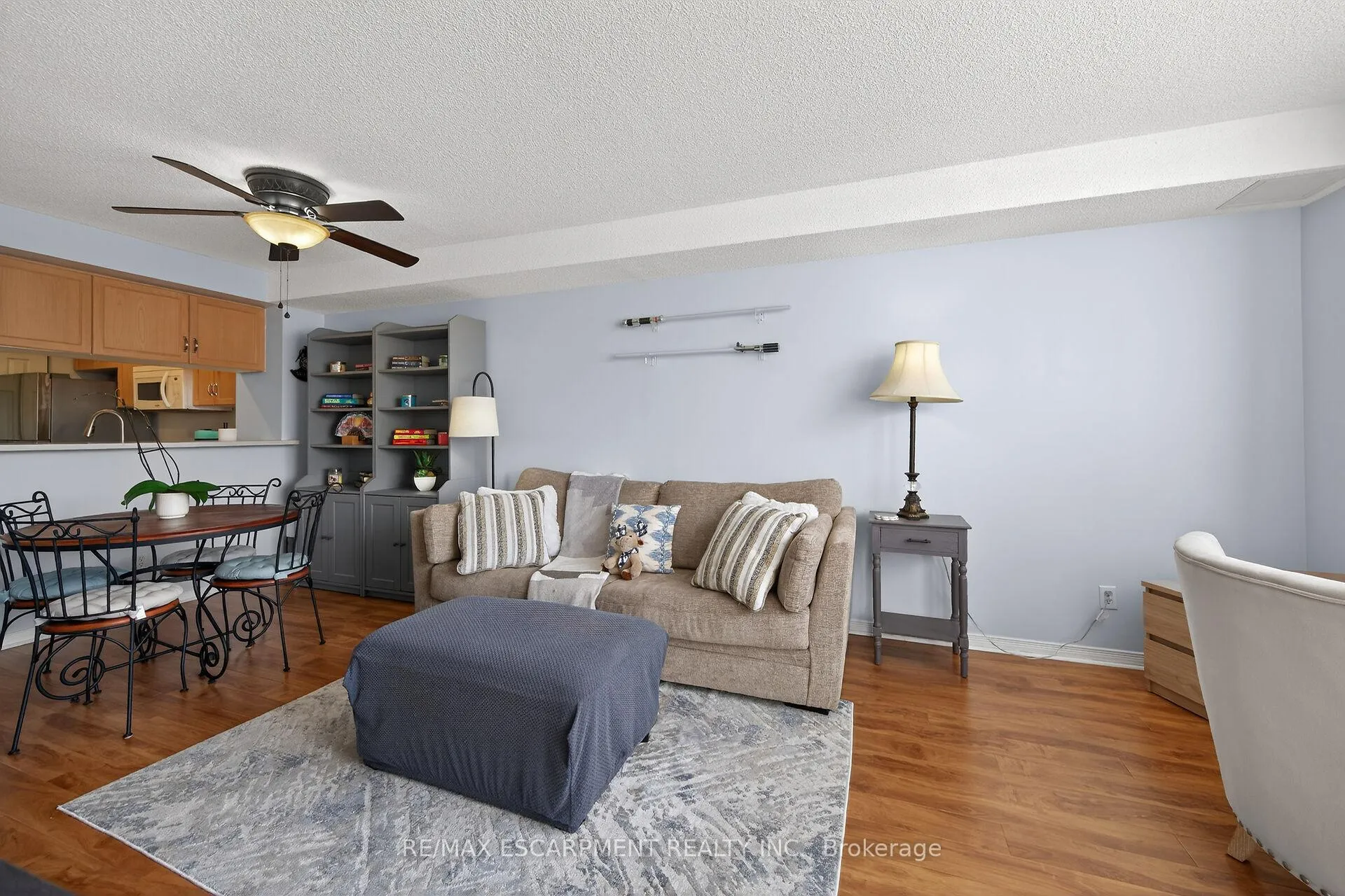 Photo 18 of Unit 301, 495 Highway 8, Hamilton, Stoney Creek — HOMEH