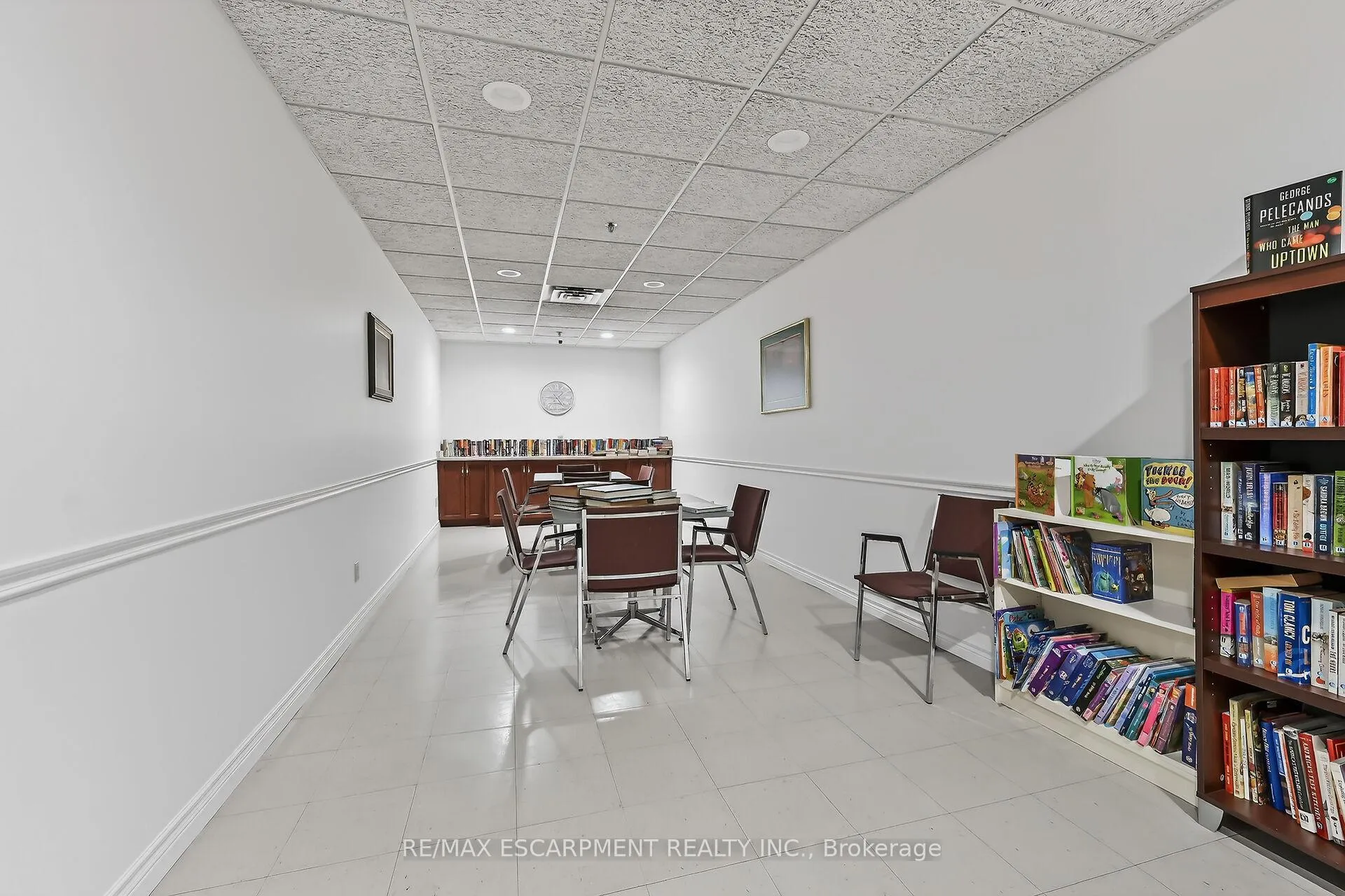 Photo 39 of Unit 301, 495 Highway 8, Hamilton, Stoney Creek — HOMEH