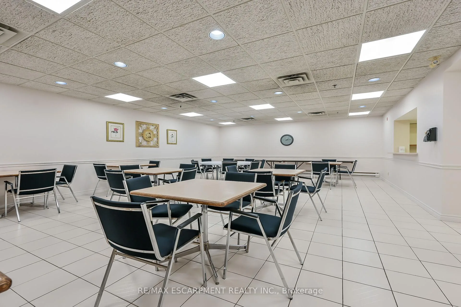 Photo 45 of Unit 301, 495 Highway 8, Hamilton, Stoney Creek — HOMEH