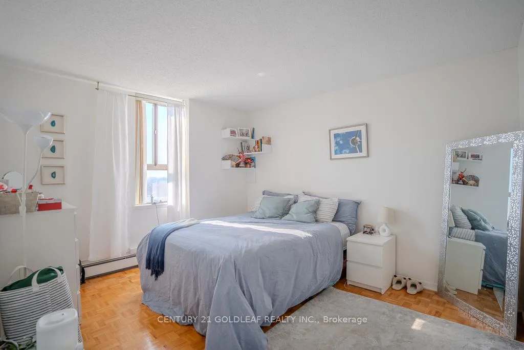 Photo 25 of Unit 1406, 505 St Laurent Boulevard, Ottawa, Viscount Alexander Park — HOMEH