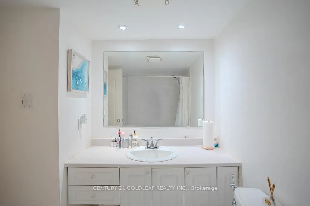 Photo 30 of Unit 1406, 505 St Laurent Boulevard, Ottawa, Viscount Alexander Park — HOMEH