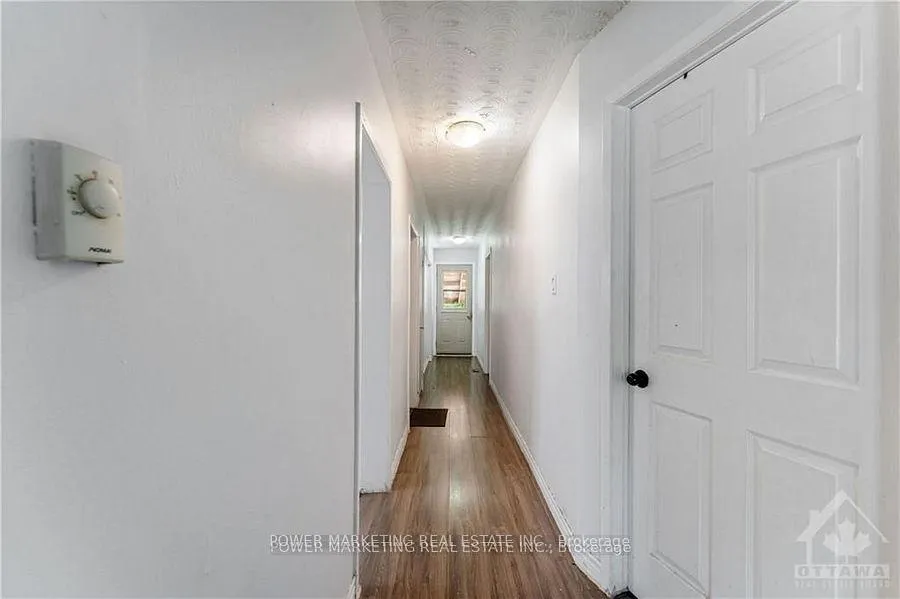 Photo 15 of 2445 Clementine Boulevard, Ottawa, Heron Park — HOMEH