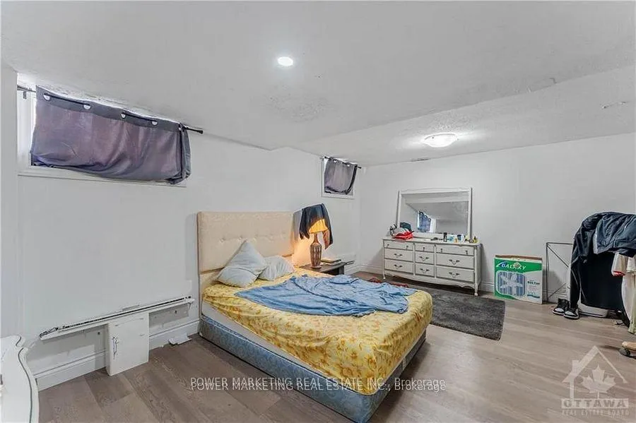 Photo 21 of 2445 Clementine Boulevard, Ottawa, Heron Park — HOMEH