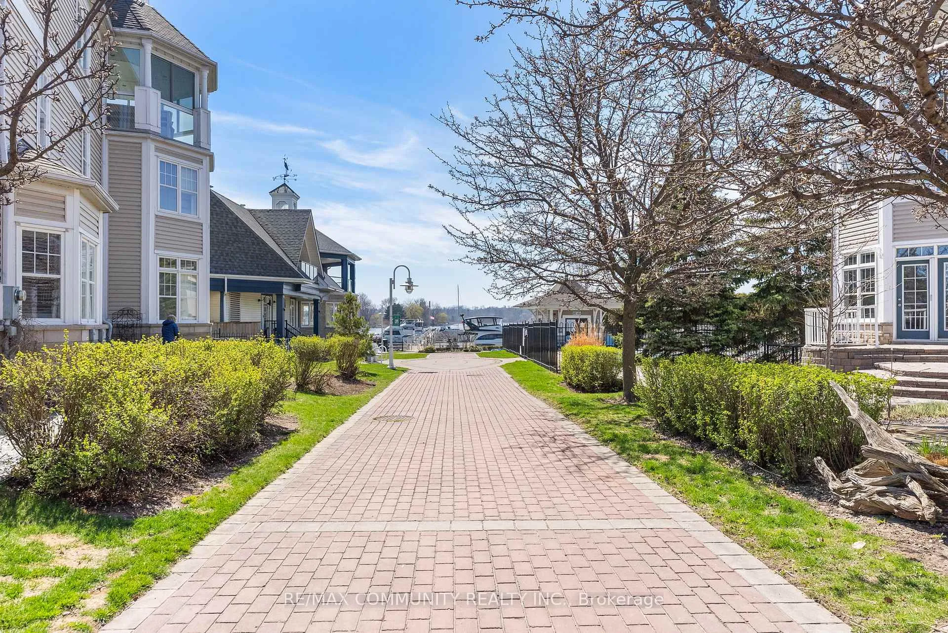 Photo 4 of Unit 19, 1295 Wharf Street, Pickering, Bay Ridges — HOMEH