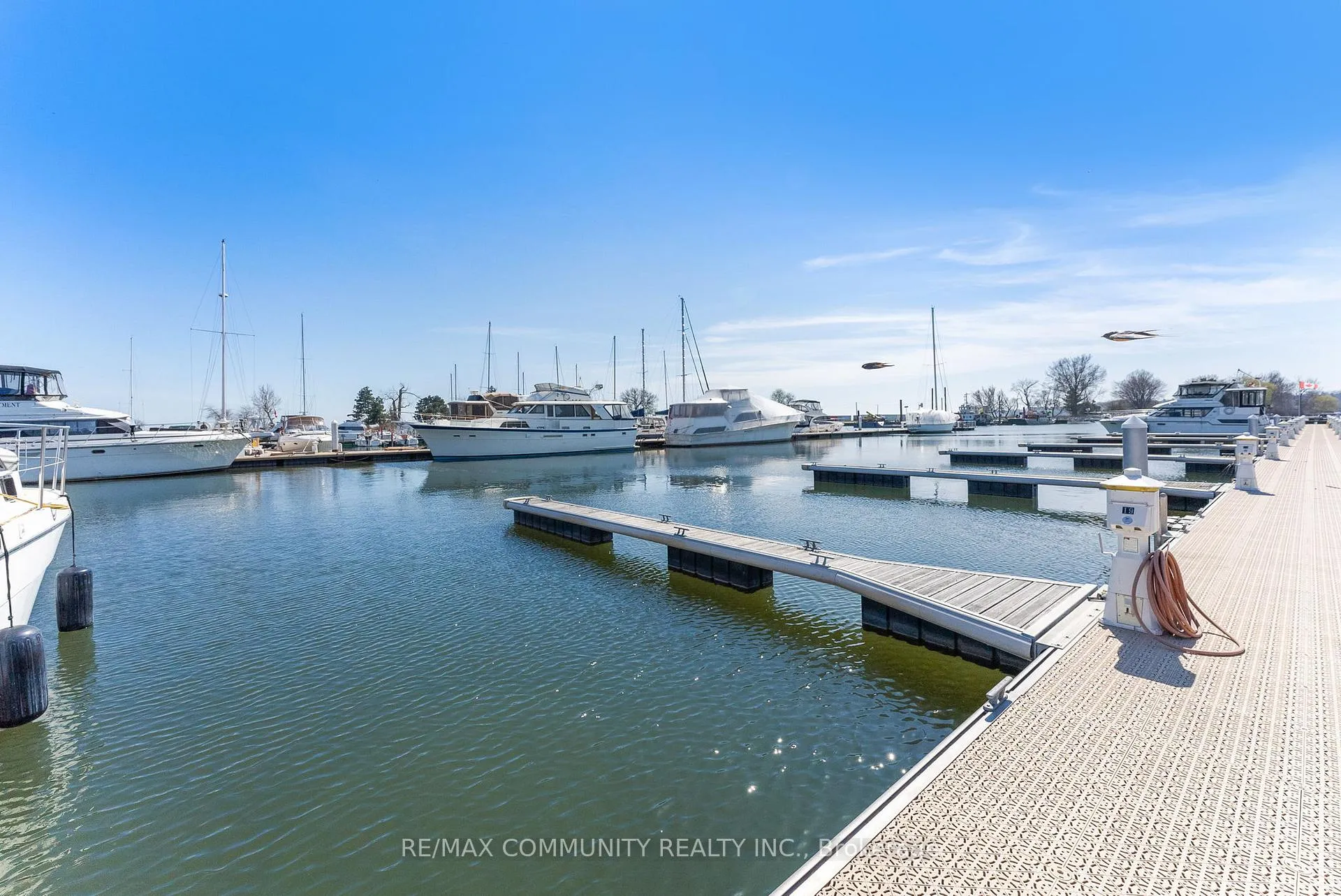 Photo 11 of Unit 19, 1295 Wharf Street, Pickering, Bay Ridges — HOMEH