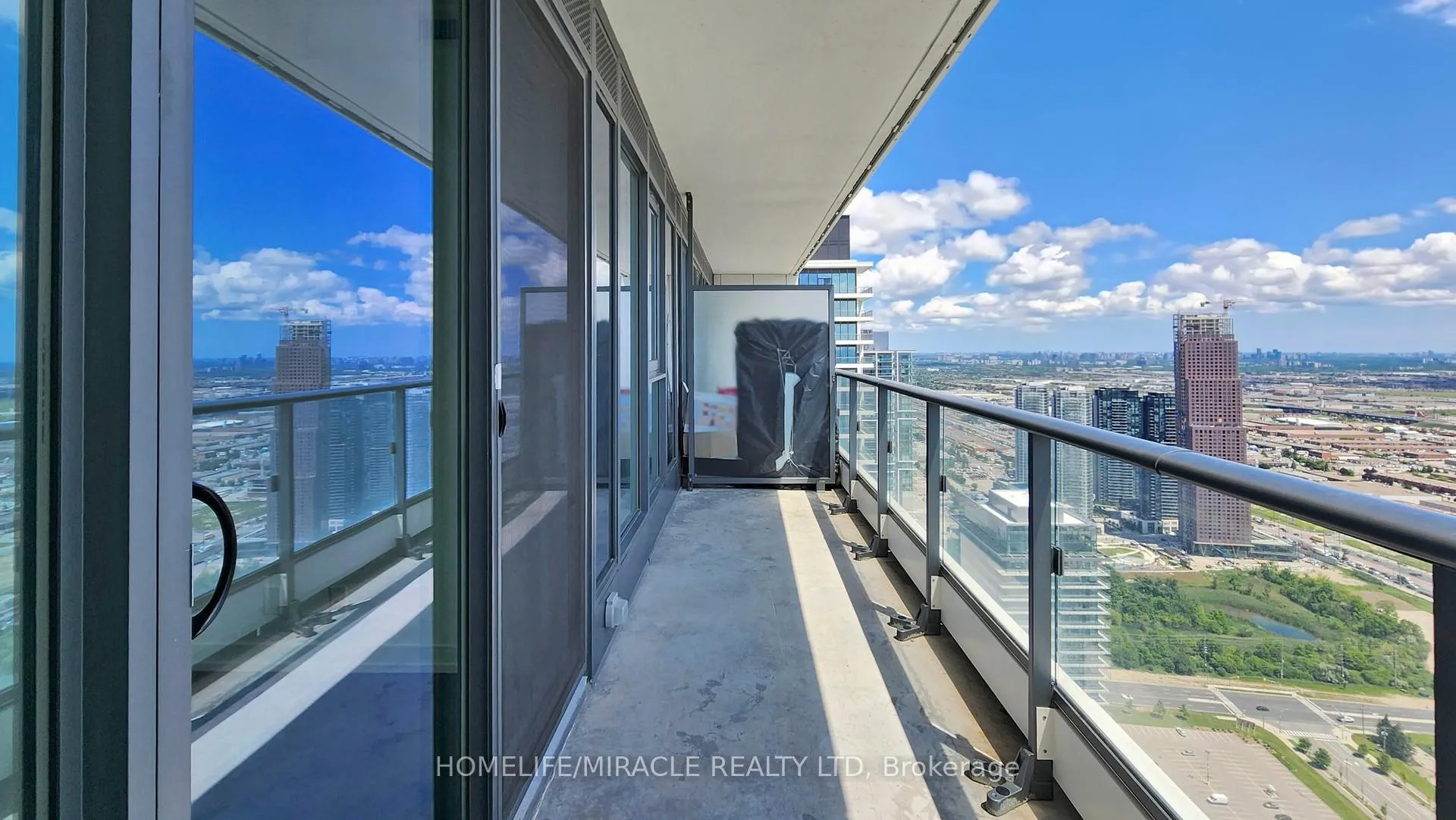 Photo 28 of Unit 6006, 898 Portage Parkway, Vaughan, Vaughan Corporate Centre — HOMEH