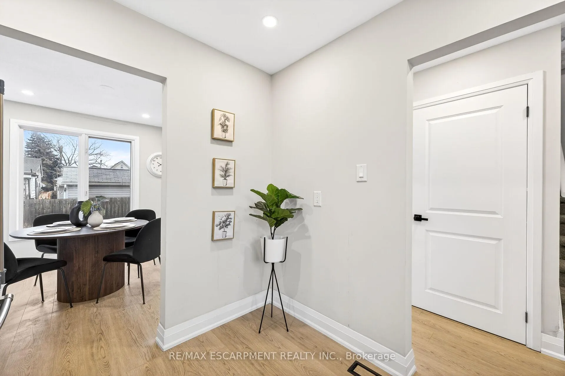 Photo 13 of Unit 5, 74 Ellis Avenue, Hamilton, Crown Point — HOMEH