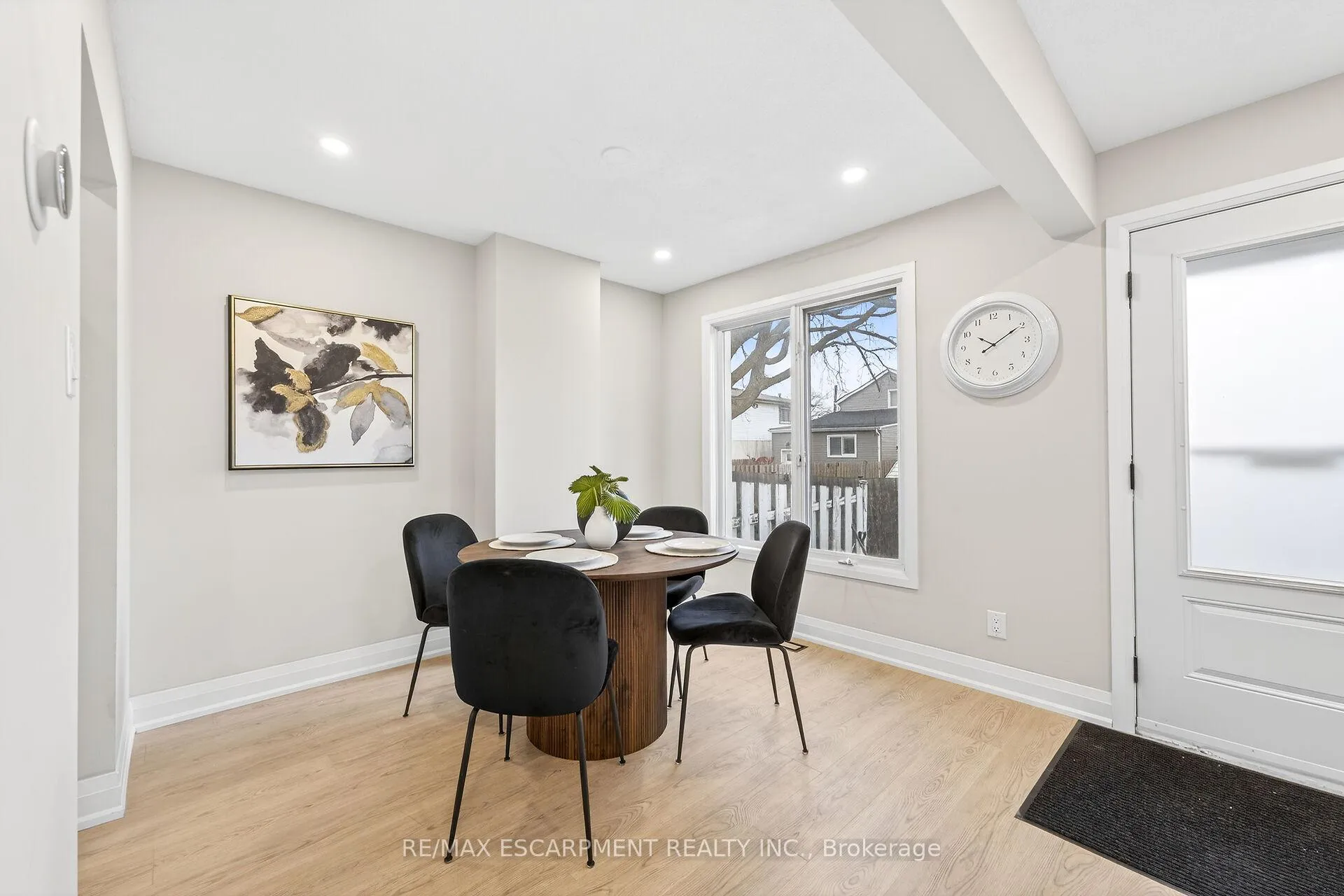 Photo 15 of Unit 5, 74 Ellis Avenue, Hamilton, Crown Point — HOMEH
