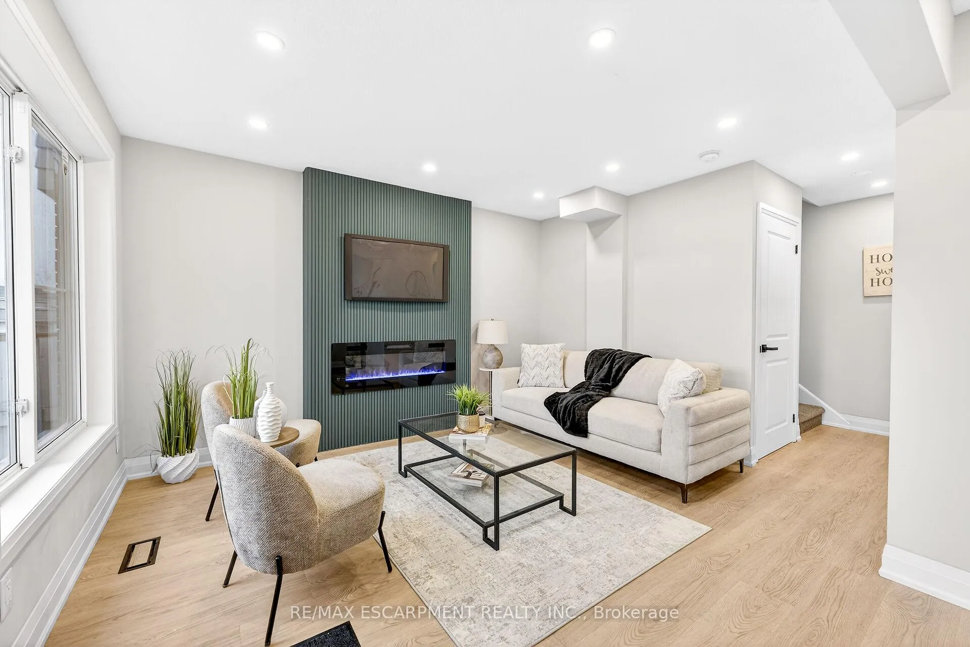 Photo 20 of Unit 5, 74 Ellis Avenue, Hamilton, Crown Point — HOMEH