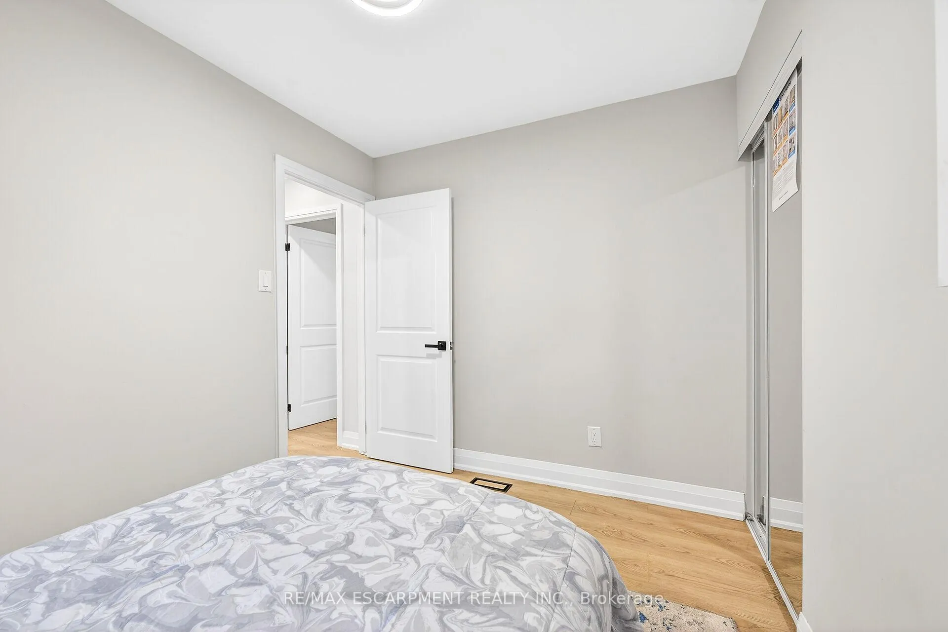 Photo 32 of Unit 5, 74 Ellis Avenue, Hamilton, Crown Point — HOMEH