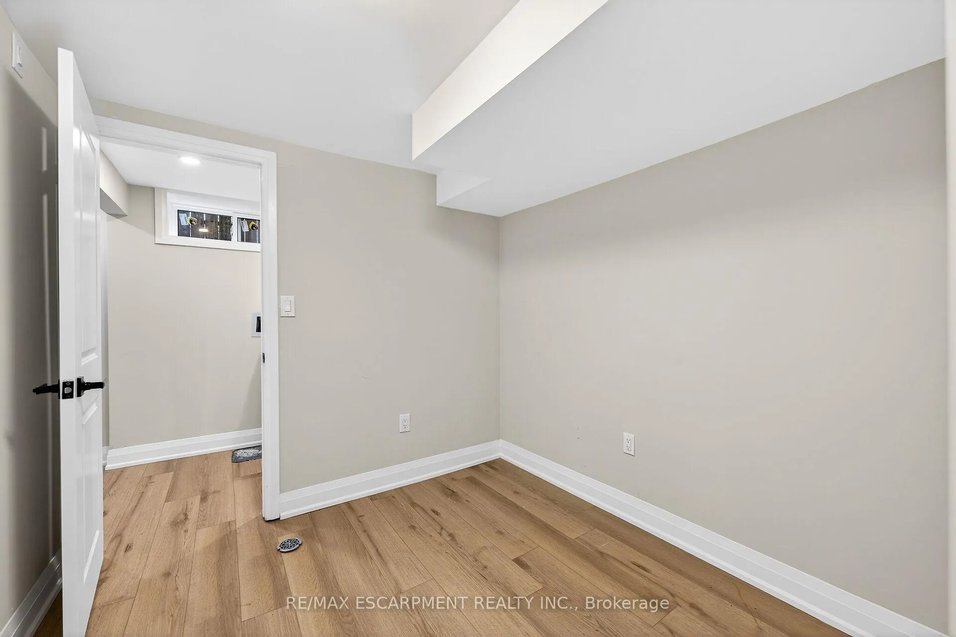 Photo 42 of Unit 5, 74 Ellis Avenue, Hamilton, Crown Point — HOMEH