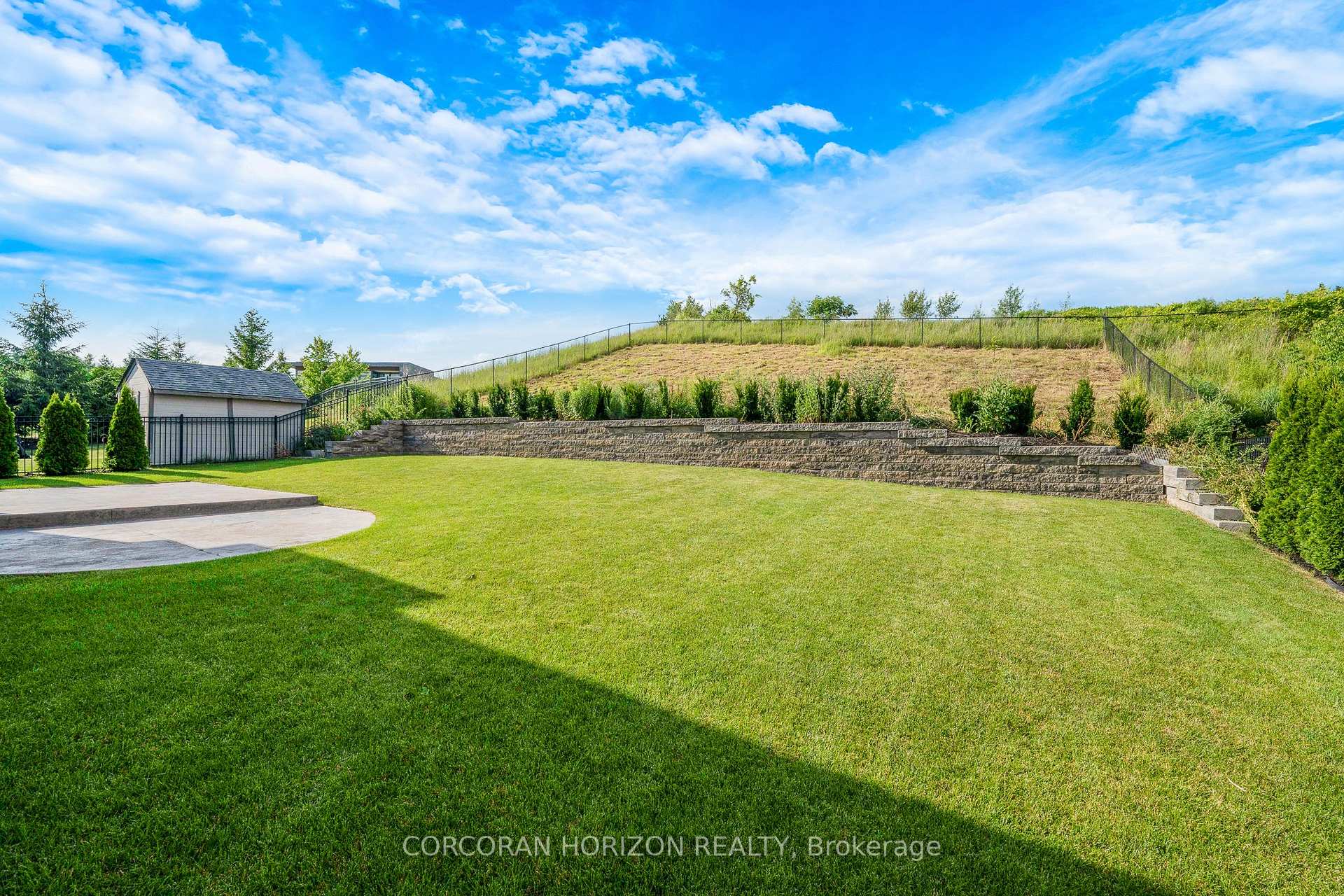 Photo 27 of 209 River Birch Street, Kitchener, Hidden Valley — HOMEH