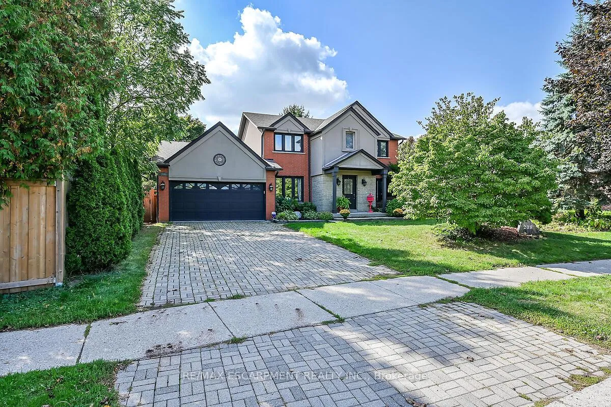 Photo 42 of 208 Meadowbrook Drive E, Hamilton, Ancaster — HOMEH