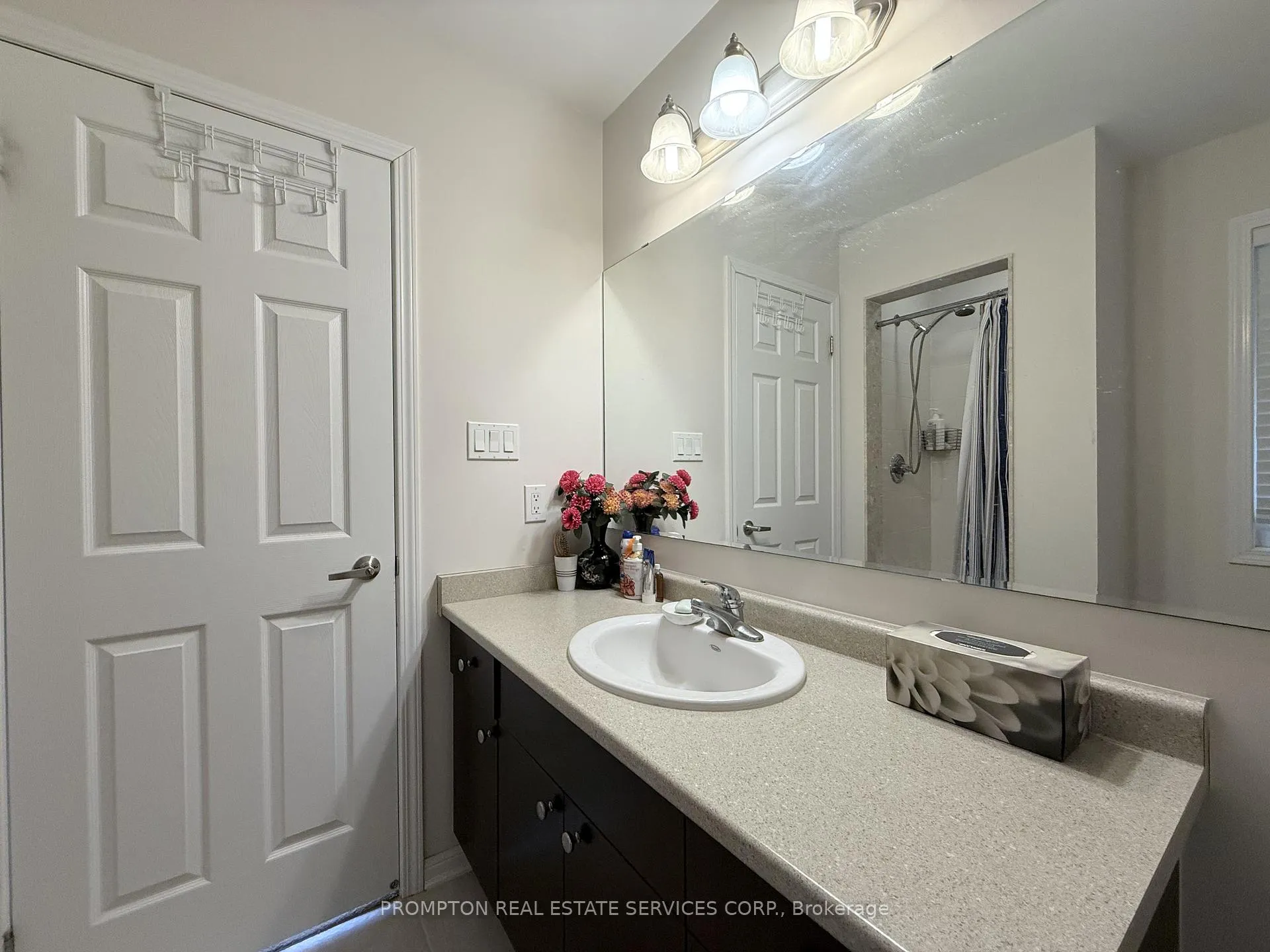 Photo 3 of 93 James Parrott Avenue, Markham, Wismer — HOMEH