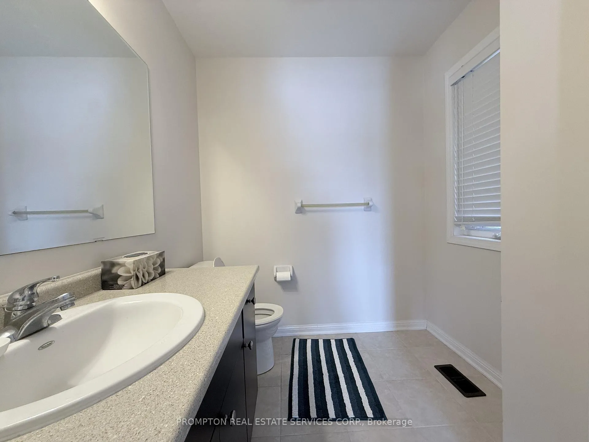Photo 4 of 93 James Parrott Avenue, Markham, Wismer — HOMEH
