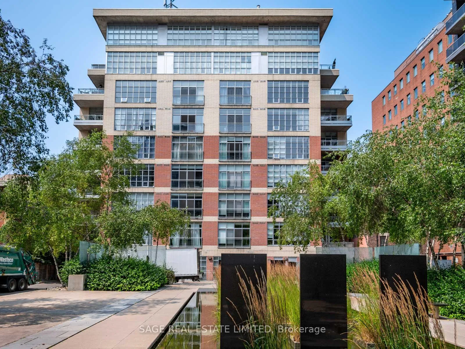 Photo 8 of Unit 101, 19 Brant Street W, Toronto, Waterfront Communities — HOMEH