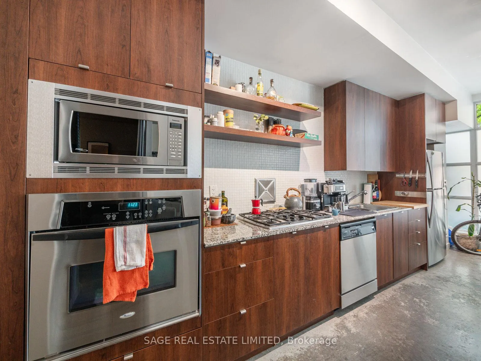 Photo 11 of Unit 101, 19 Brant Street W, Toronto, Waterfront Communities — HOMEH