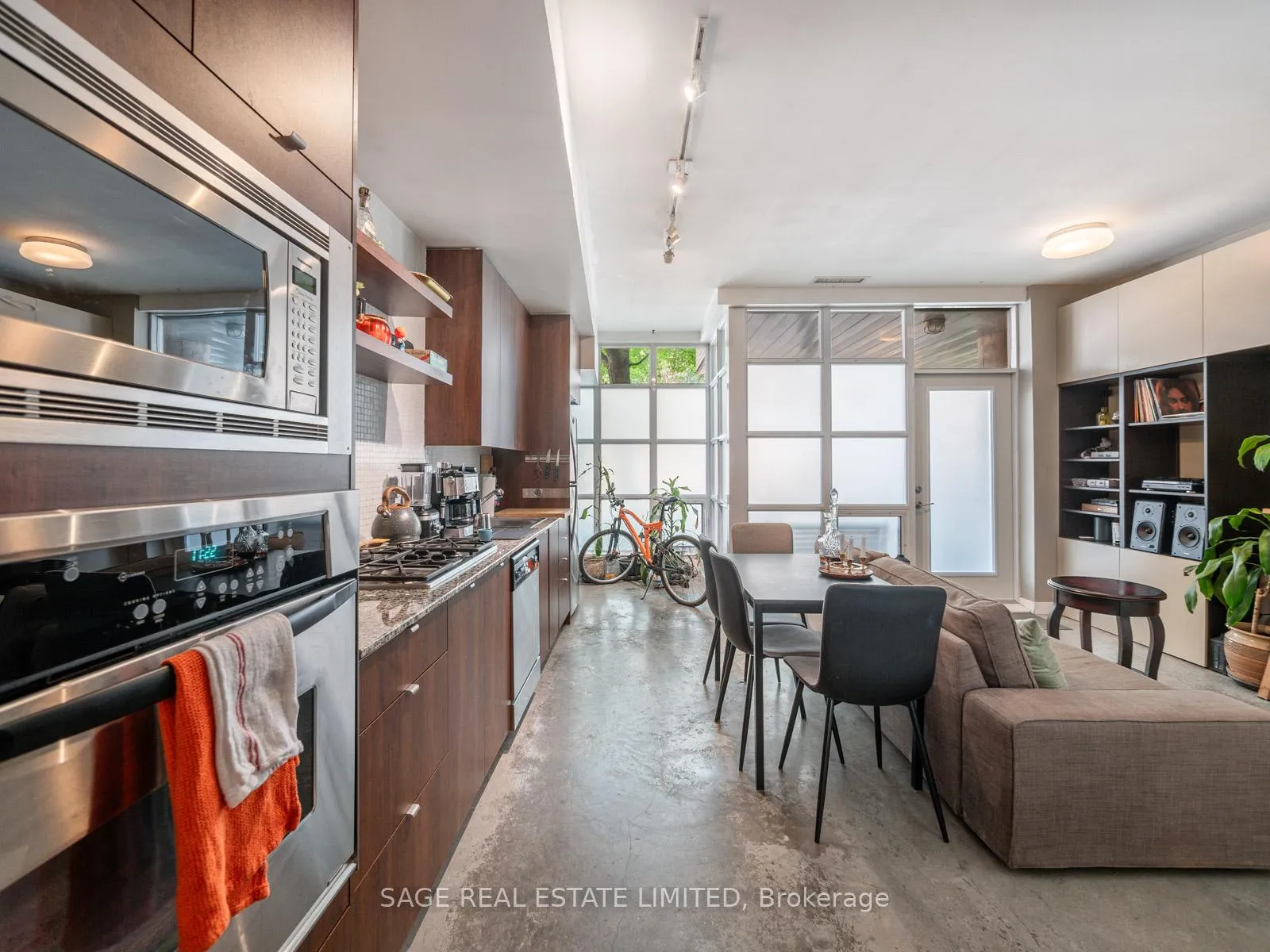 Photo 12 of Unit 101, 19 Brant Street W, Toronto, Waterfront Communities — HOMEH