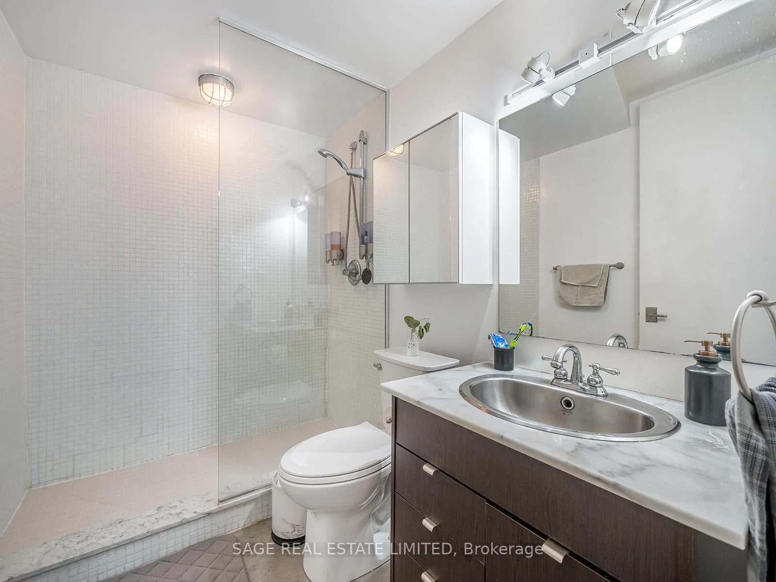 Photo 15 of Unit 101, 19 Brant Street W, Toronto, Waterfront Communities — HOMEH