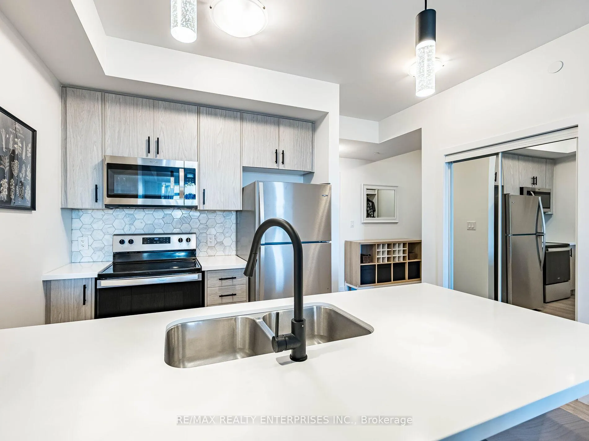 Photo 9 of Unit 232, 450 Dundas Street E, Hamilton, Waterdown — HOMEH