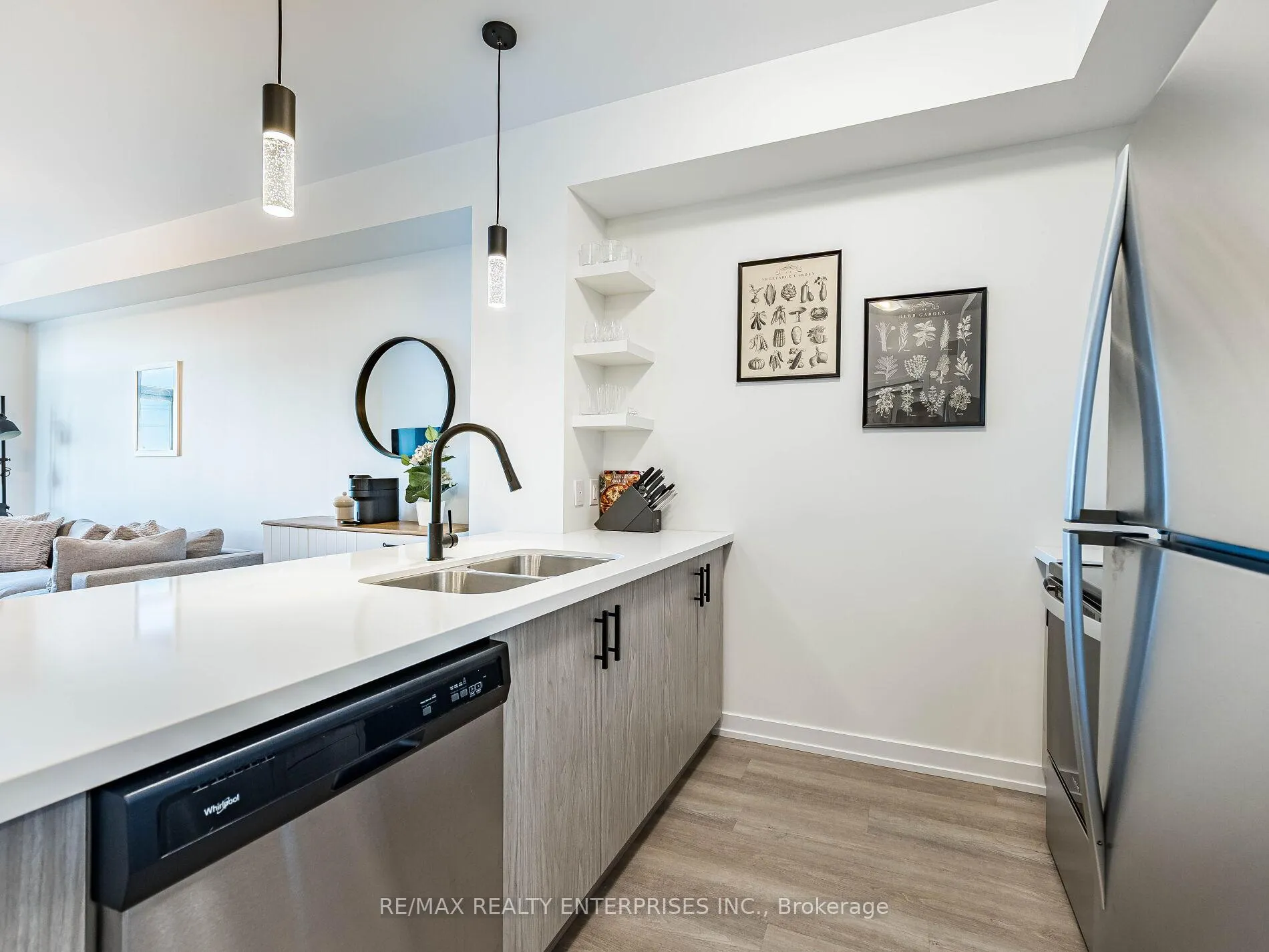 Photo 10 of Unit 232, 450 Dundas Street E, Hamilton, Waterdown — HOMEH