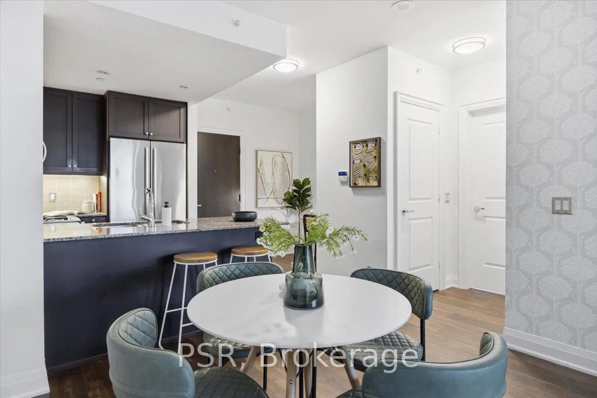 Photo 9 of Unit 422, 11 Bronte Road, Oakville, Bronte — HOMEH