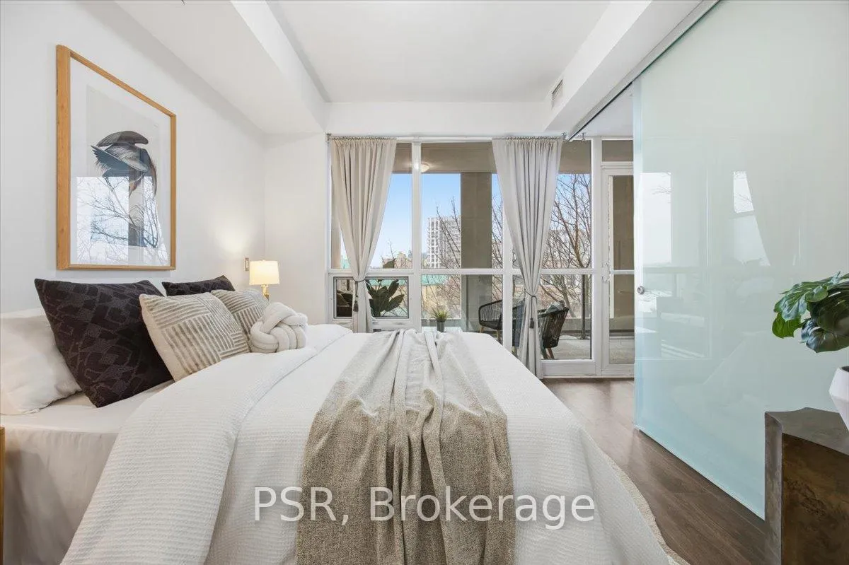 Photo 19 of Unit 422, 11 Bronte Road, Oakville, Bronte — HOMEH