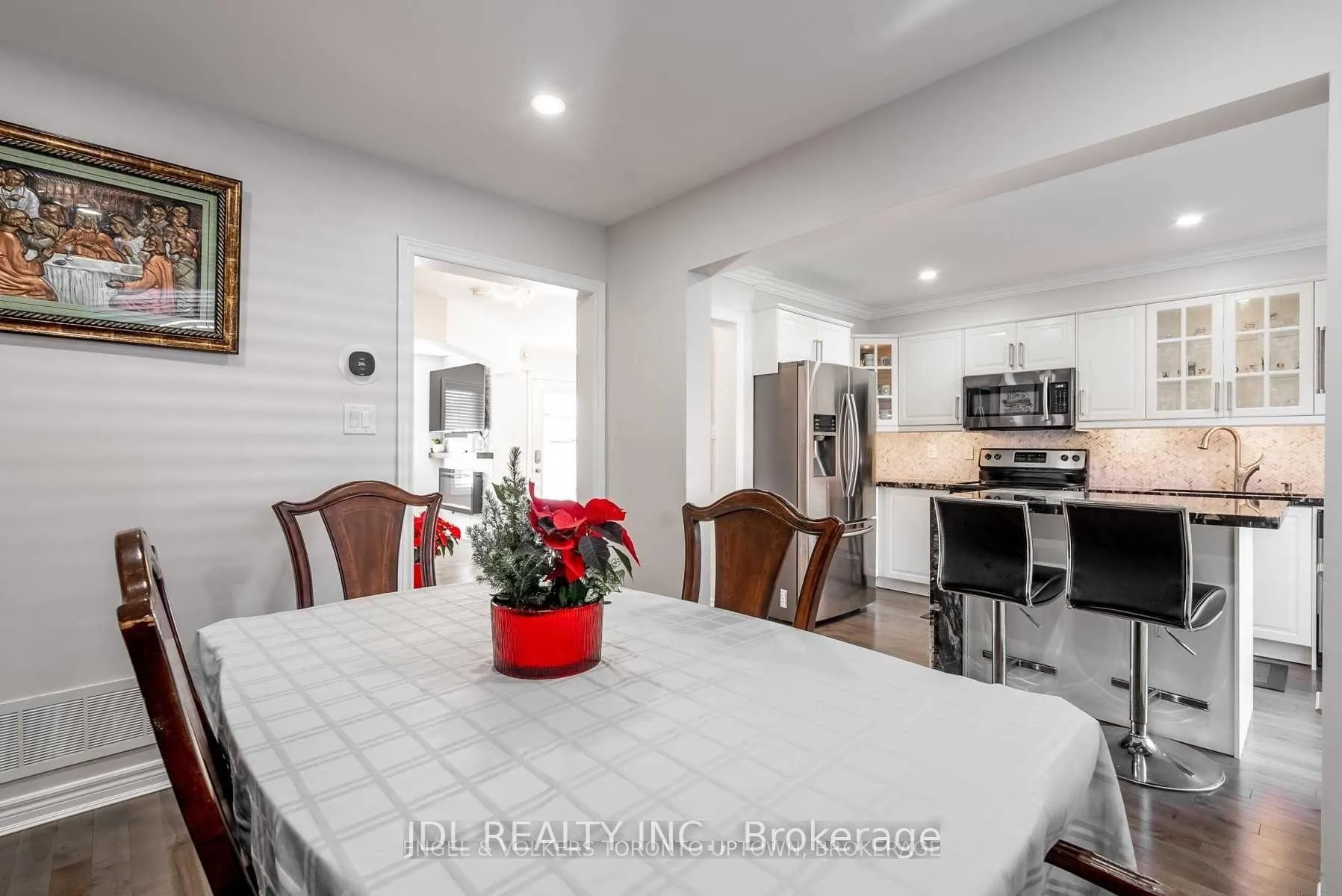 Photo 7 of 62 Ian Drive, Georgina, Keswick South — HOMEH